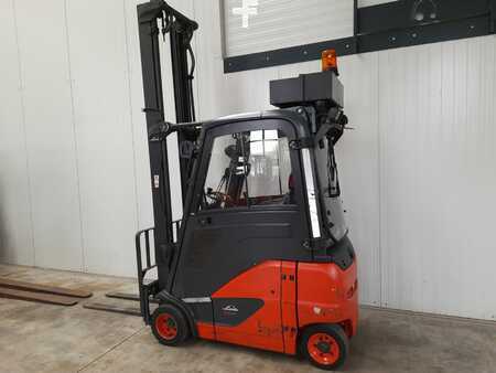 Elektro 4 Rad  Linde E20PH-02 (2)