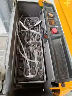 Magasemelésű béka 2021  Jungheinrich EJC216 (4)