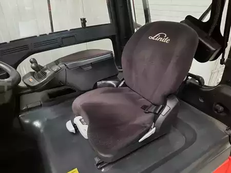 Elektro 4 Rad 2019  Linde E30-01 (3)
