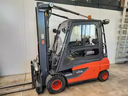 Elektro 4 Rad 2019  Linde E35L-01 (1)