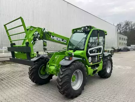 Telescopic forklift rigid 2026  Merlo TF 42.7 CS-136 (9)