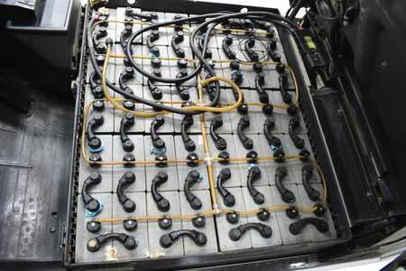 Elektromos 4 kerekű 2015  Nissan G1Q2L30Q (11)