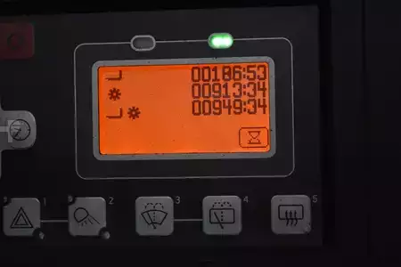 Elektro čtyřkolový VZV 2018  Toyota 05-8FBM35T (11)