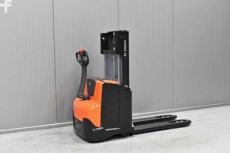 Stacker pedestre 2011  BT SWE 200D (4)