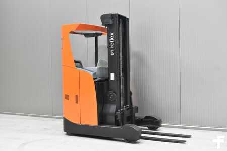 Reach Trucks 2011  BT RRE 160 (1)