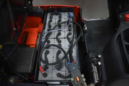 3-wiel elektrische heftrucks 2013  Linde E 12-01 (11)