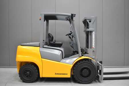 Diesel Forklifts 2017  Jungheinrich DFG 540 (3)