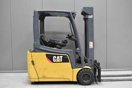 CAT Lift Trucks 2ET4000