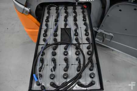 3-wiel elektrische heftrucks 2012  Still RX 20-14 (11)