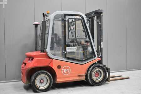 Carrello elevatore diesel 2006  BT C4D 500E (4)