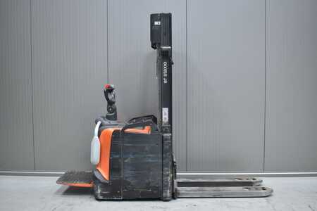 Pallet Stackers 2017  Toyota SPE 120L (3)