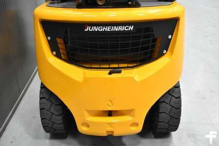 LPG heftrucks 2016  Jungheinrich TFG 430s (9)