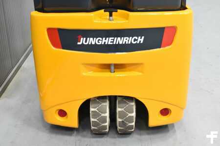Chariot 3 roues électrique 2012  Jungheinrich EFG 215 (9) 