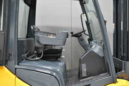 LPG Forklifts 2013  Jungheinrich TFG 550s (5)