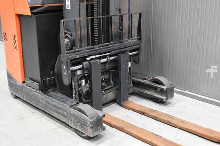 Skjutstativtruck 2013  BT RRE 160 (6)