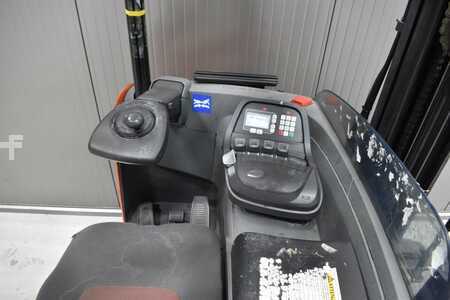 Skjutstativtruck 2009  BT RRE 160 (5)