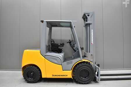 Dízel targoncák 2019  Jungheinrich DFG 550s (3)