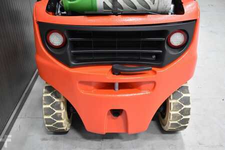 Wózki gazowe 2014  Linde H 14 T - 01 (9)