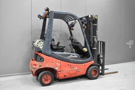 LPG VZV 2012  Linde H 18 T (4)