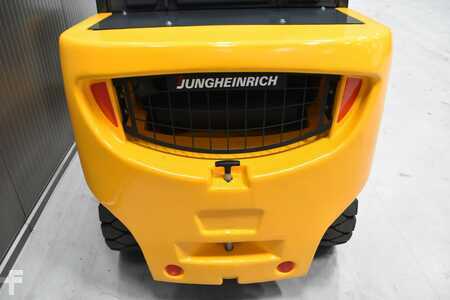 Dieselstapler 2009  Jungheinrich DFG 435 (9)