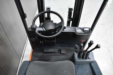 Elektro tříkolové VZV 2013  Toyota 7FBEST15 (7)
