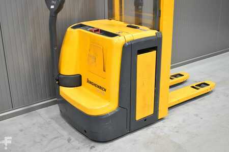 Hochhubwagen 2015  Jungheinrich EJC 216 z (7)