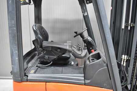 Elektro tříkolové VZV 2013  Linde E 12 - 01 (5)