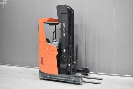 Reach Truck 2017  Toyota RRE 140 HC (1)