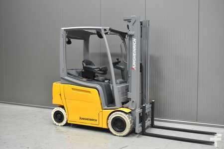 Elektro 4 Rad 2020  Jungheinrich EFG 318 k (1)
