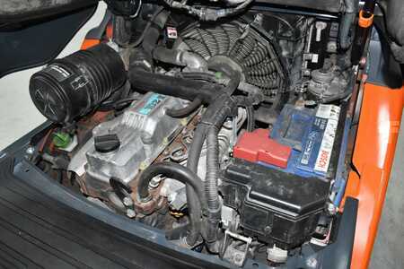 Dieselový VZV 2016  Toyota 06-8FD30F (11)