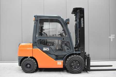 Dieselový VZV 2016  Toyota 06-8FD30F (3)