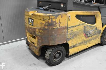 Elektromos 4 kerekű 2018  CAT Lift Trucks 2EP6000 (8)