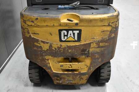 Elektromos 4 kerekű 2018  CAT Lift Trucks 2EP6000 (9)