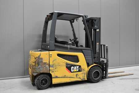 Eléctrico - 4 rodas 2018  CAT Lift Trucks 2EP6500 (4)