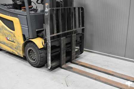 Elektromos 4 kerekű 2018  CAT Lift Trucks 2EP6000 (6)