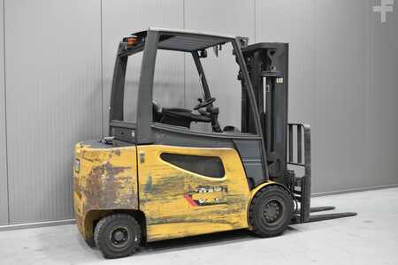 Sähkö - 4 pyör 2018  CAT Lift Trucks 2EP6000 (4)