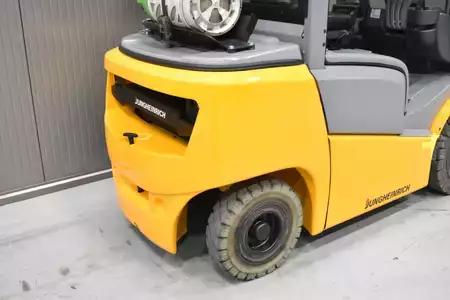 Carrelli elevatori GPL 2017  Jungheinrich TFG 425 (8)