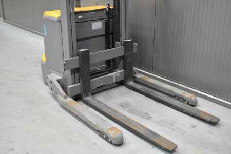 Pallet Stackers 2018  Jungheinrich EJC B16 (5)