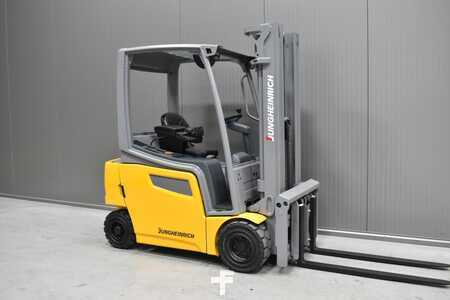 Carrelli elettrici 4 ruote 2017  Jungheinrich EFG 318 k (1)