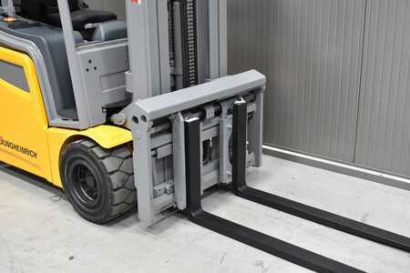 Carrelli elettrici 4 ruote 2017  Jungheinrich EFG 318 k (6)