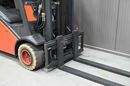 LPG VZV 2014  Linde H 18 T (6)