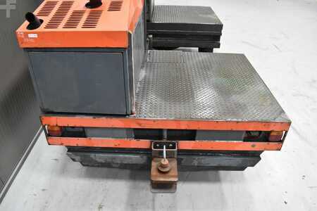Seitenstapler 2001  Linde S 40 (9)