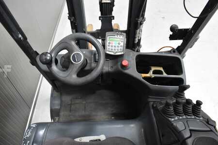 Elektro čtyřkolový VZV 2013  Linde E 30 H/600 - 01 (7)