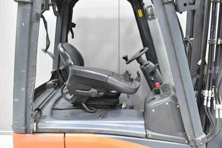 Carrelli elettrici 3 ruote 2017  Linde E 15 - 02 (5)