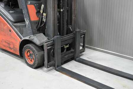 LPG VZV 2010  Linde H 18 T - 01 (6)