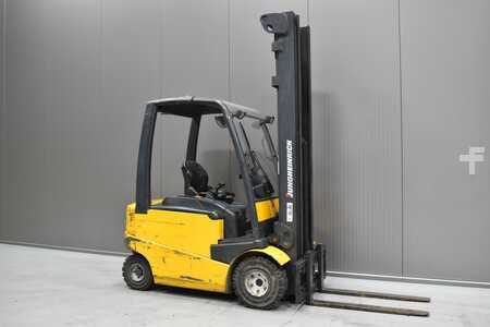 Sähkö - 4 pyör 2001  Jungheinrich EFG-VAC 22 (1)