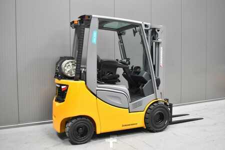 Carretilla elevadora GLP 2018  Jungheinrich TFG 316s (4)