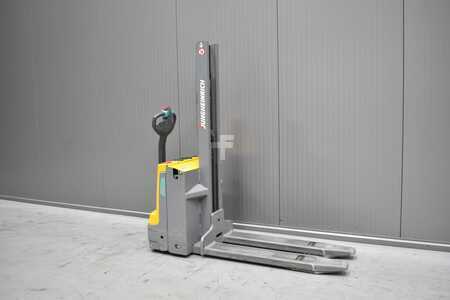 Stapelaars 2019  Jungheinrich EMD 118 (1)