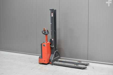 Hochhubwagen 2021  Linde MM 10i (1)