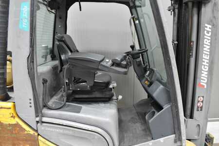 Wózki gazowe 2019  Jungheinrich TFG 320s (5)